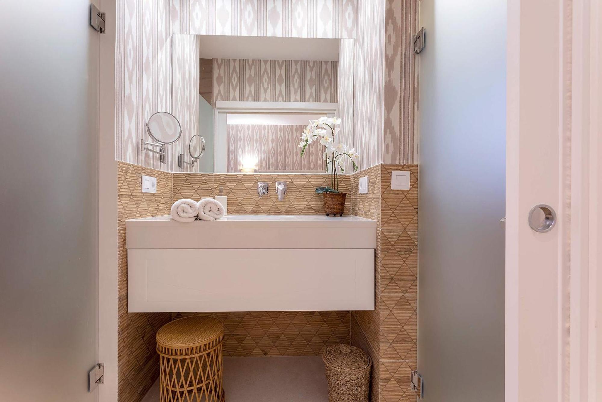 Genteel Plaza Del Teatro Apartment Málaga